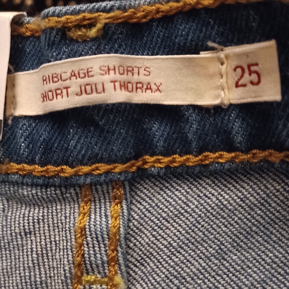 New Hand Embroidered Ribcage Levi Shorts - Size 25 - Picture 8 of 8